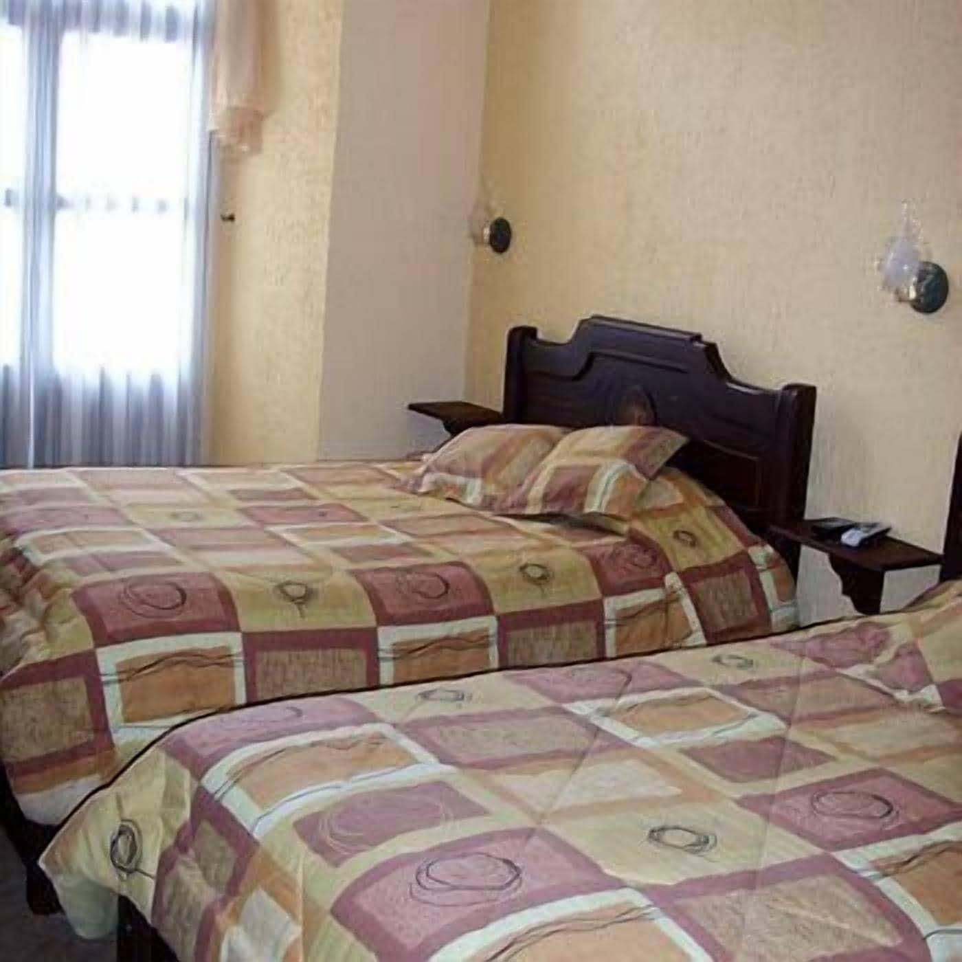 קיטו Hotel Catedral מראה חיצוני תמונה