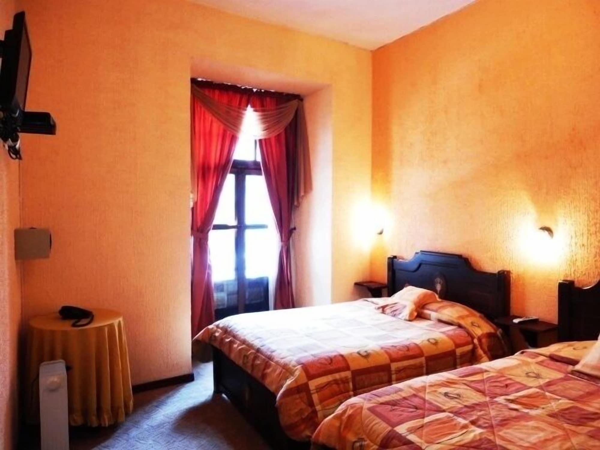 קיטו Hotel Catedral מראה חיצוני תמונה