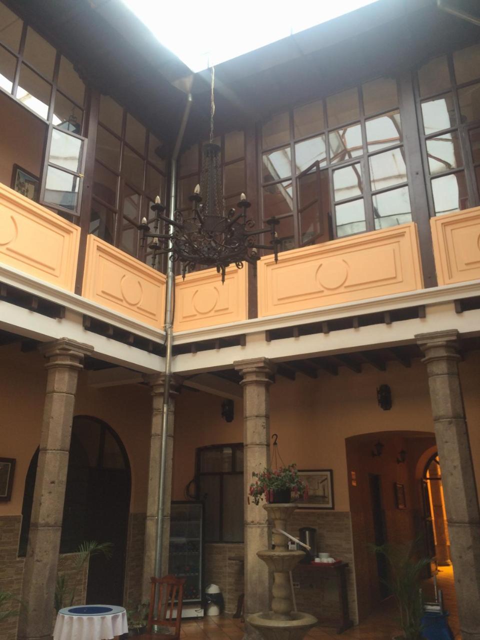 קיטו Hotel Catedral מראה חיצוני תמונה