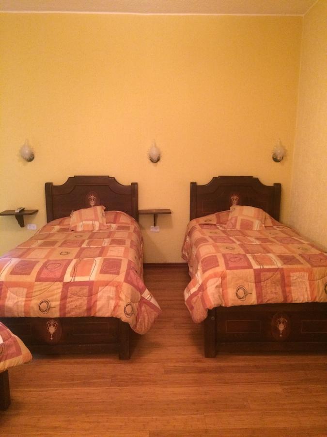קיטו Hotel Catedral מראה חיצוני תמונה
