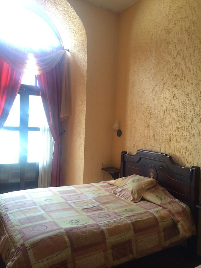 קיטו Hotel Catedral מראה חיצוני תמונה